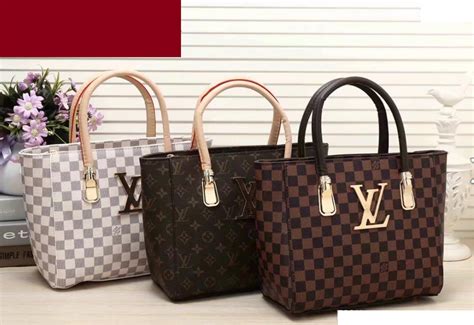 Luxury Women's Bags .